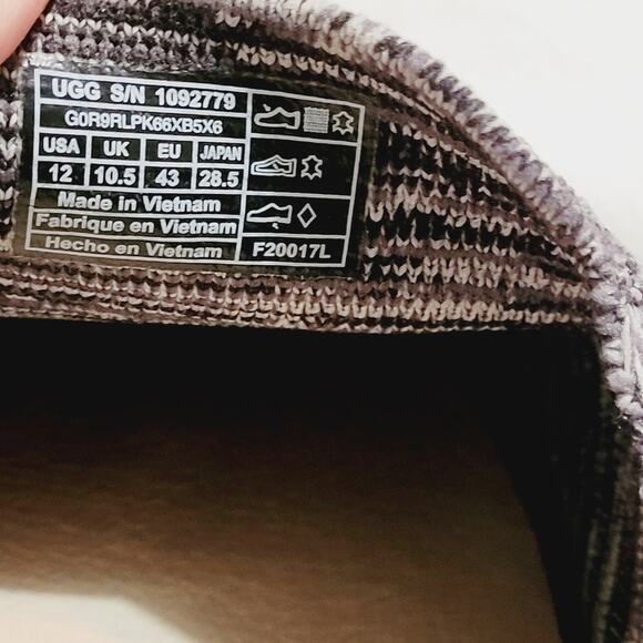 Ugg Womens Sammy black and white slip on casual shoes size 12 - Picture 7 of 7